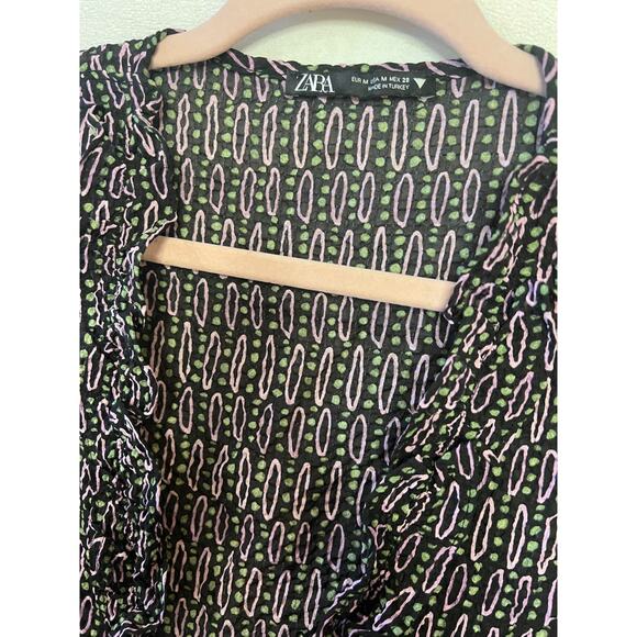 ZARA Size MED Top Tie Front Long Sleeves Black Pink Green Print CUTE! - Picture 3 of 4